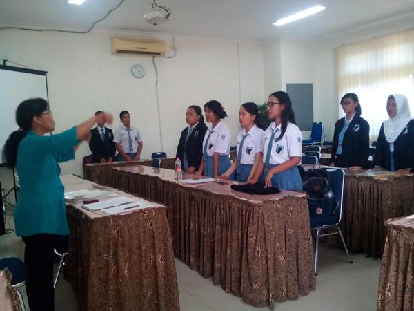 Ekstrakurikuler Paduan Suara SMA WARGA Surakarta