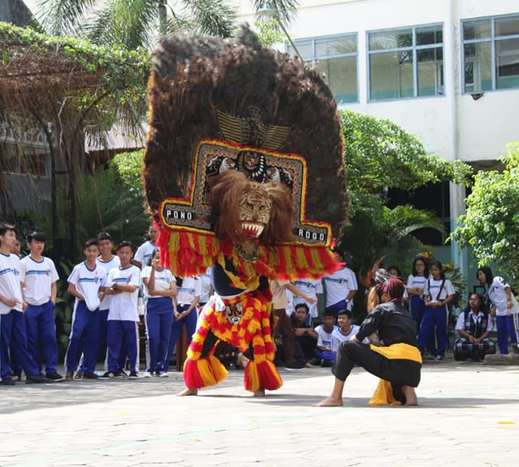 HUT ke 114 Yayasan Pendidikan Warga Surakarta