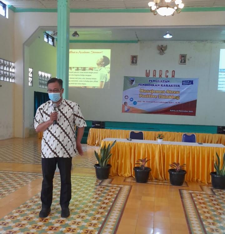 Manajemen Stres: Positive Thinking