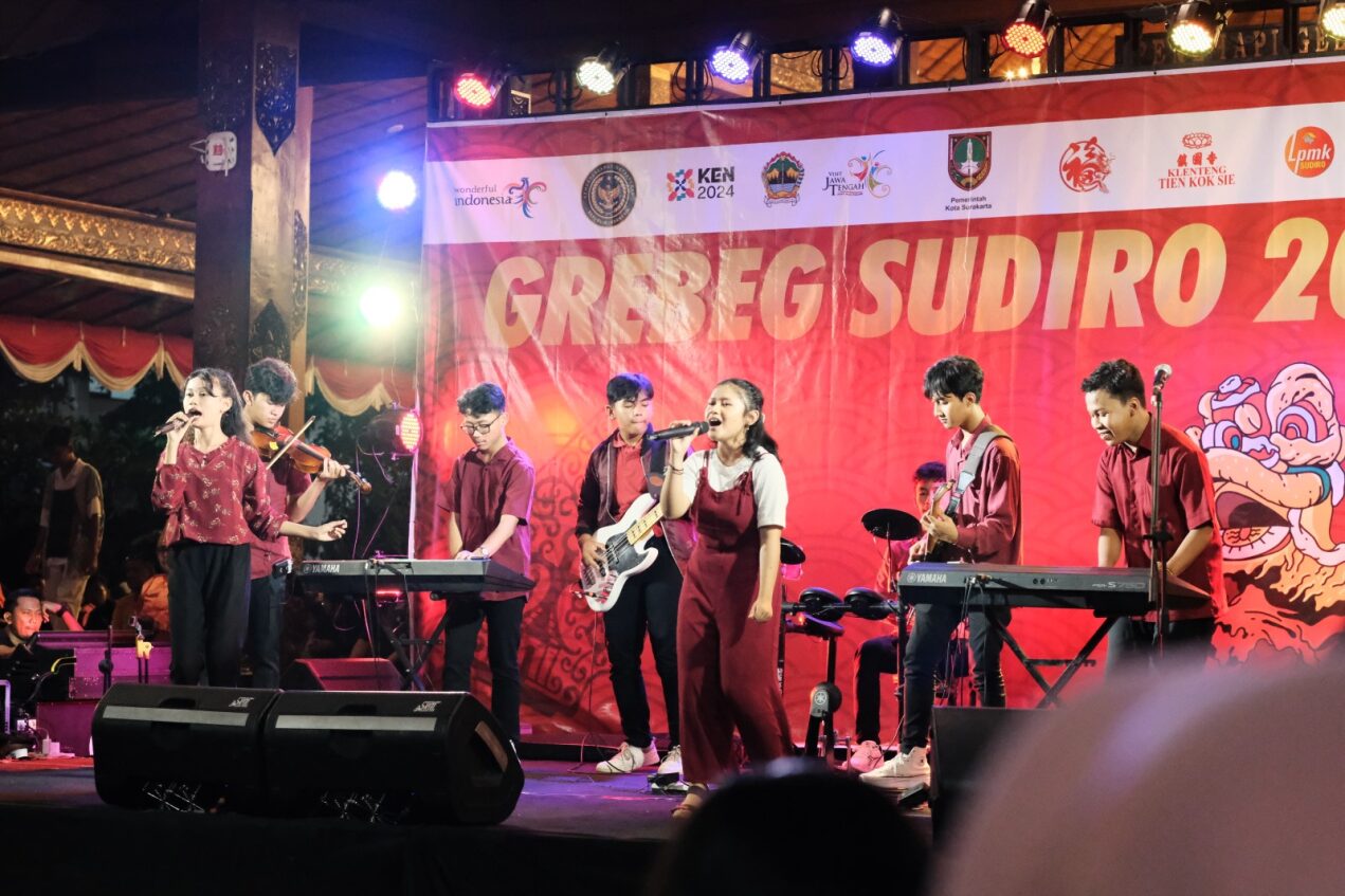 Panggung Semarak Budaya Grebeg Sudiro 2024