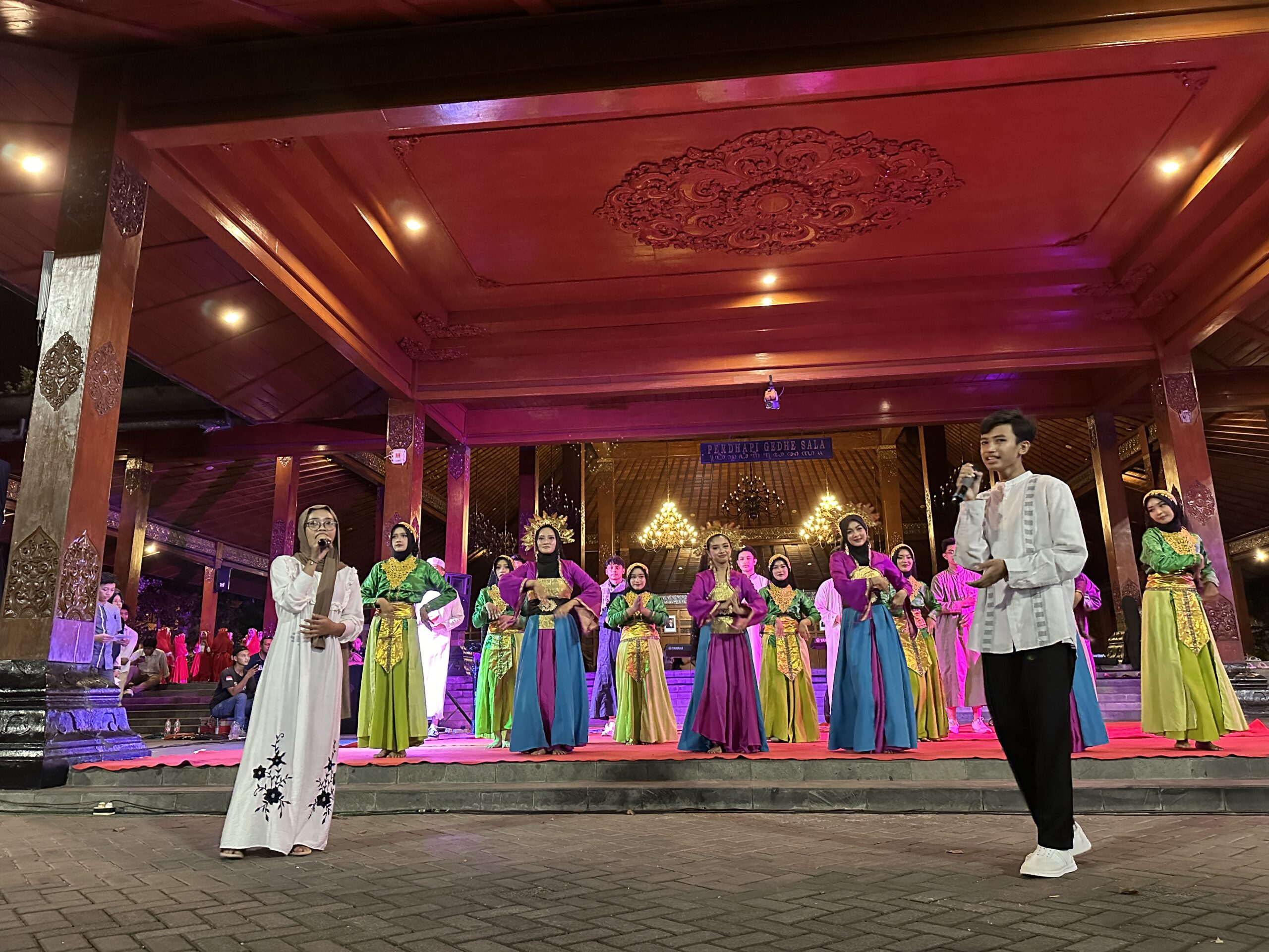SMA Warga Semarakkan Kampung Ramadhan dengan Berbagai Penampilan Menarik