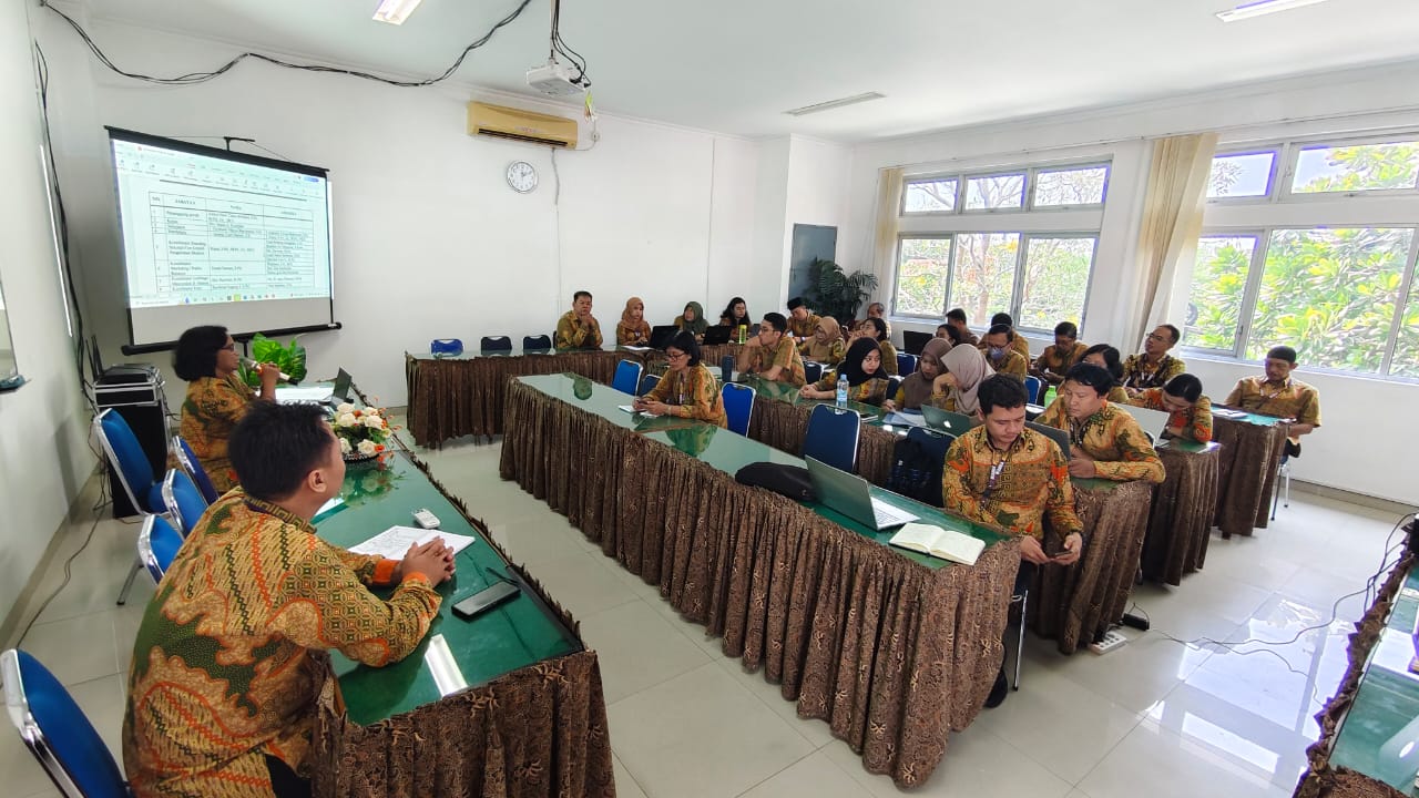 SMA Warga Gelar Rapat Koordinasi PPDB, Siap Sambut Siswa Baru